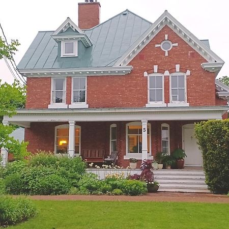 Napier House Lejlighed Campbellton Eksteriør billede