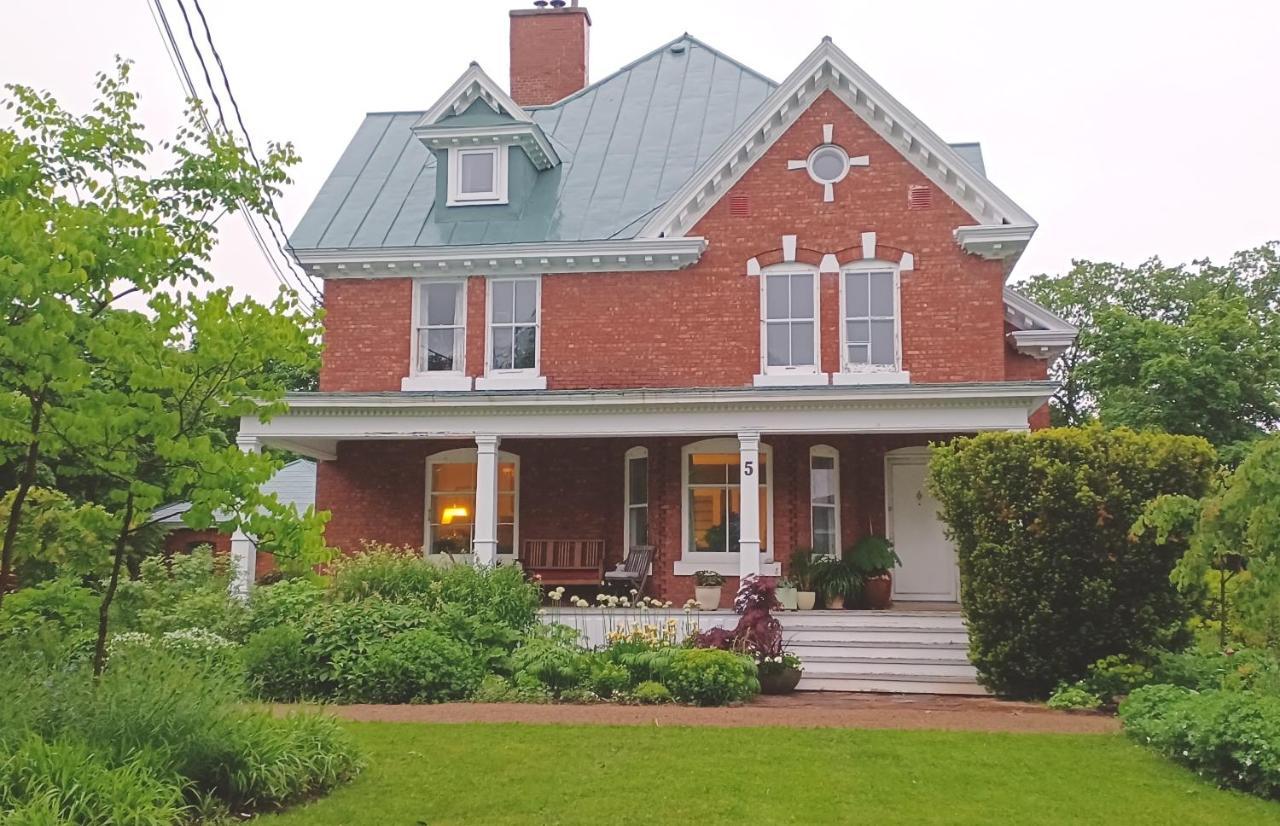 Napier House Lejlighed Campbellton Eksteriør billede
